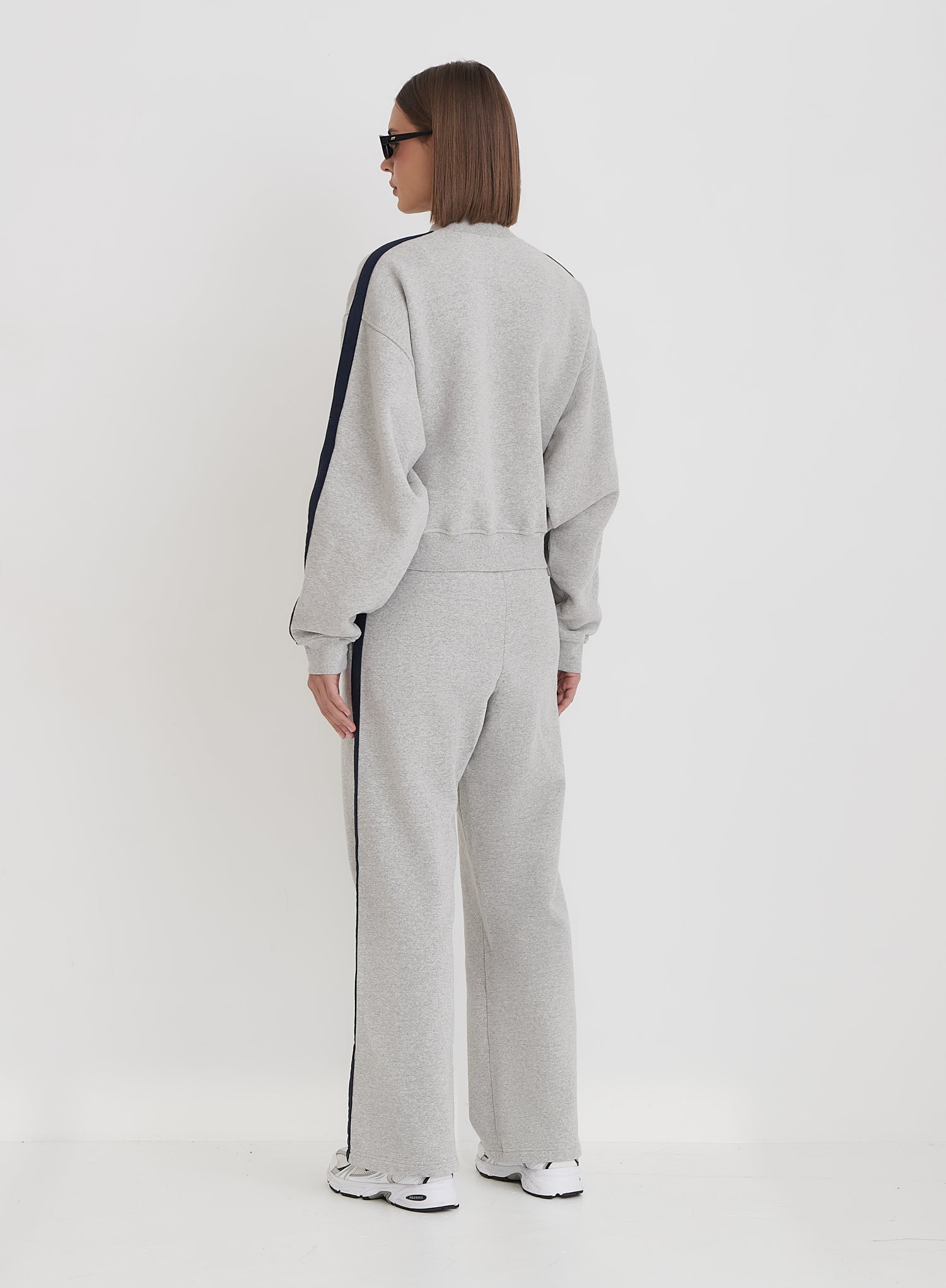 Grey Ski Club Slogan Cropped Sweatshirt